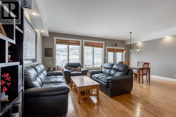 4, 369 Canyon Boulevard W, Lethbridge, Alberta T1K6V2