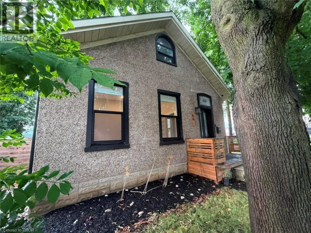 66 WILLIAM Street, Paris, Ontario N3L1L6