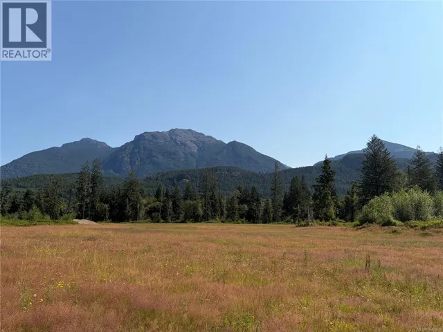 1845 Stowe Creek Rd, Sayward, British Columbia V0P1R0