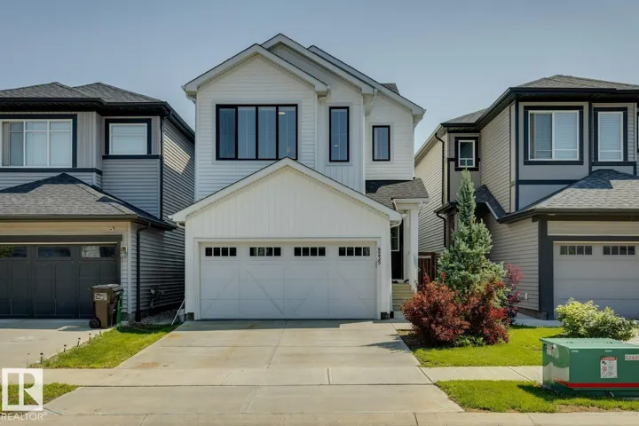 9235 223 ST NW, Edmonton, Alberta T5T7M1