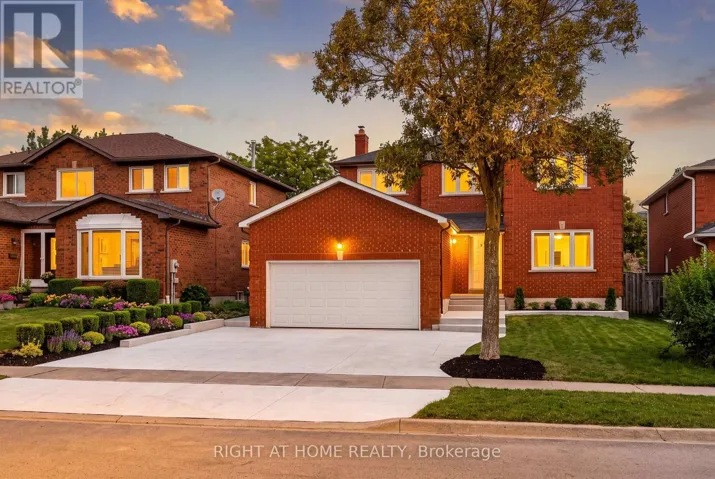 2083-2085 GOLDEN BRIAR TRAIL, Oakville (WC Wedgewood Creek), Ontario L6H4N5