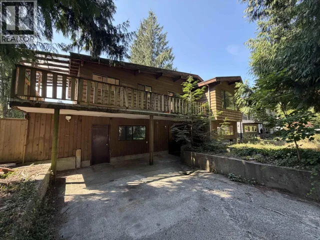 1175 BLUE HERON CRESCENT, Port Coquitlam, British Columbia V3B1W9