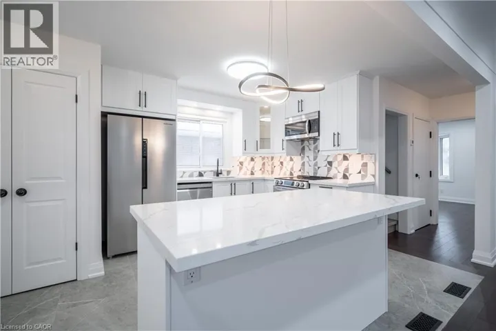 356 EAST 17TH Street Unit# Upper, Hamilton, Ontario L9A4N2