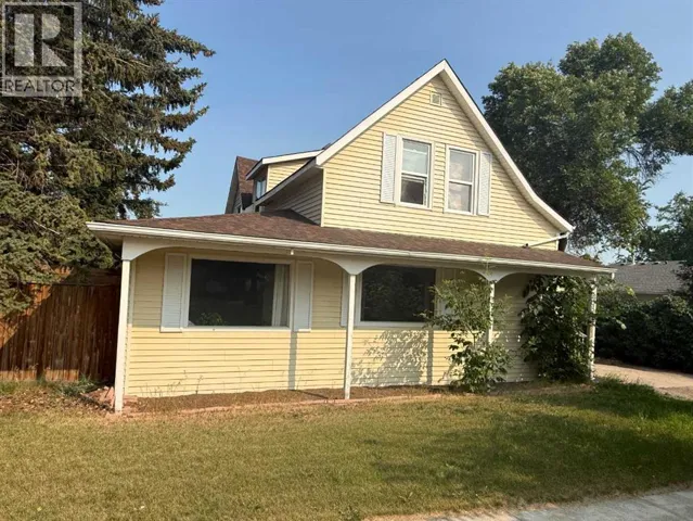 208 2 Street S, Vulcan, Alberta T0L2B0