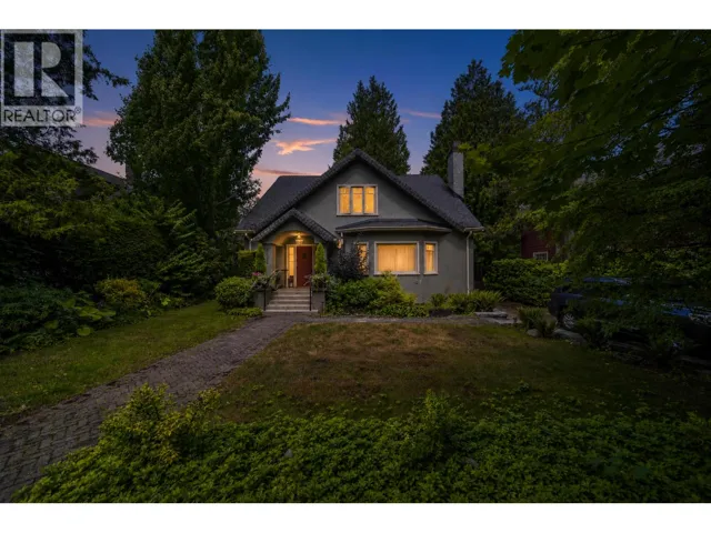 4655 W 6TH AVENUE, Vancouver, British Columbia V6R1V6