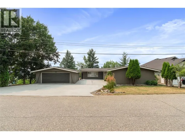 1961 16 Street NE, Salmon Arm, British Columbia V1E3Z8