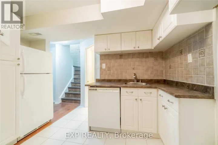 BSMT - 134 SANDOWN AVENUE, Toronto (Birchcliffe-Cliffside), Ontario M1N3W7