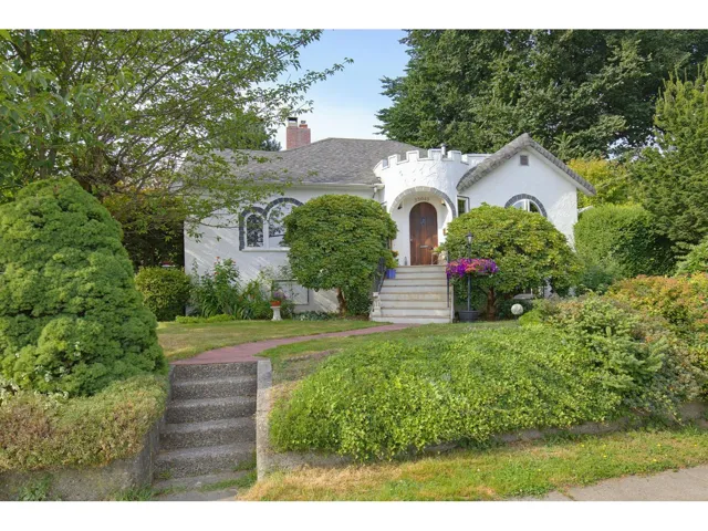 33043 4TH AVENUE, Mission, British Columbia V2V1S6