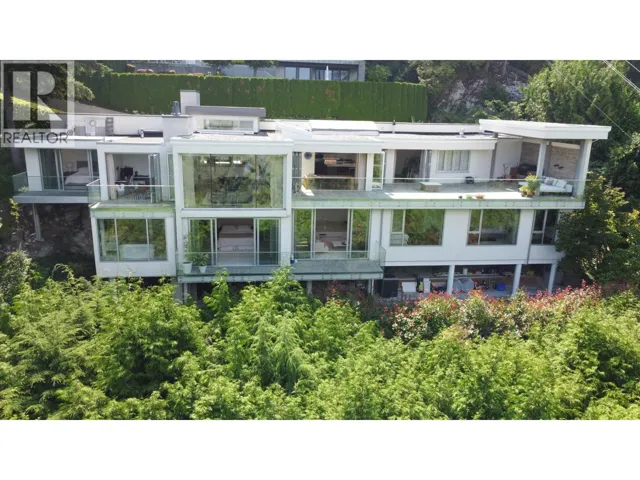 6173 NELSON AVENUE, West Vancouver, British Columbia V7W2A1