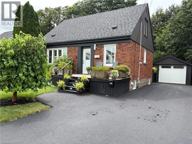60 GALBRAITH Drive, Hamilton, Ontario L8G1Z9