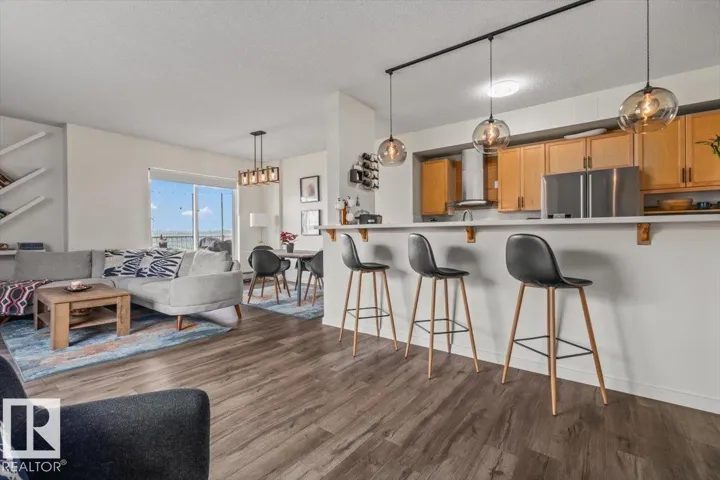 #704 9707 105 ST NW, Edmonton, Alberta T5K2Y4