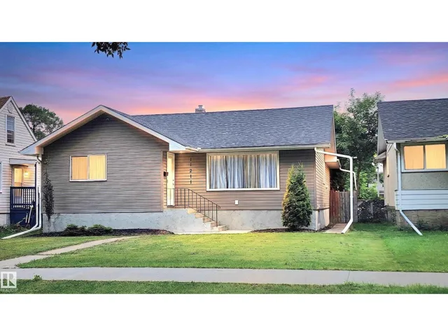 11211 104 ST NW, Edmonton, Alberta T5G2K6