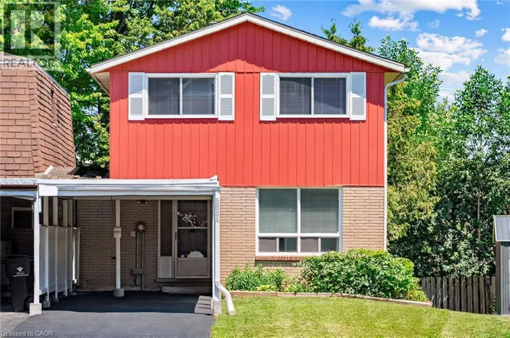 506 LONELM Court Unit# A, Waterloo, Ontario N2L5E1