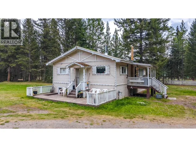 6247 AALTON ROAD, Horse Lake, British Columbia V0K2E3