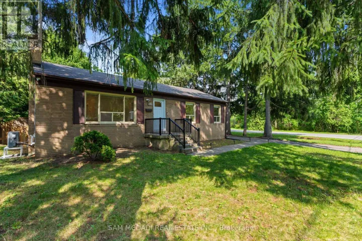 1153 MONA - BSMT ROAD, Mississauga (Port Credit), Ontario L5G2Z8