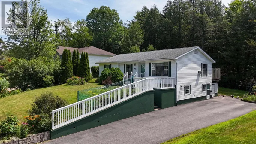 50 Macdonald Park Road, Kentville, Nova Scotia B4N5C7