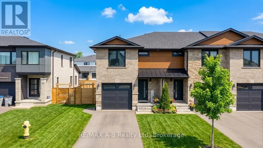 31 TRAILSIDE DRIVE, St. Marys, Ontario N4X0C1