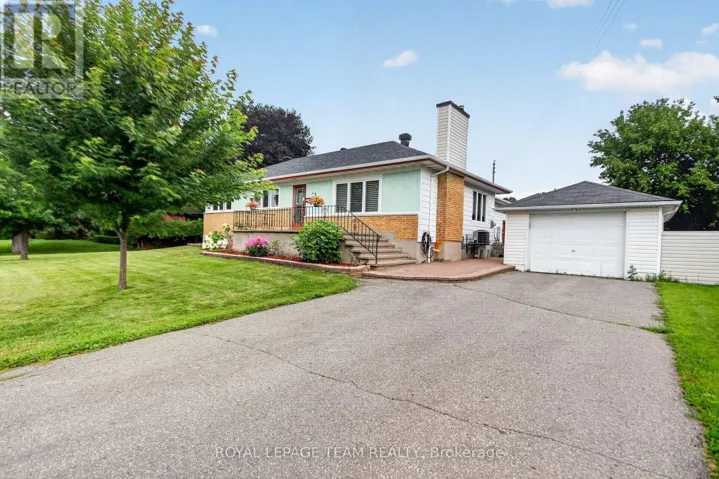53 FIELDROW STREET, Ottawa, Ontario K2G2Y6
