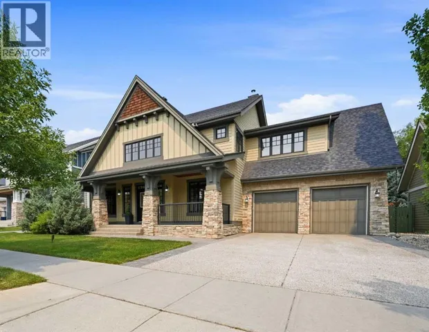 8216 9 Avenue SW, Calgary, Alberta T3H0C2