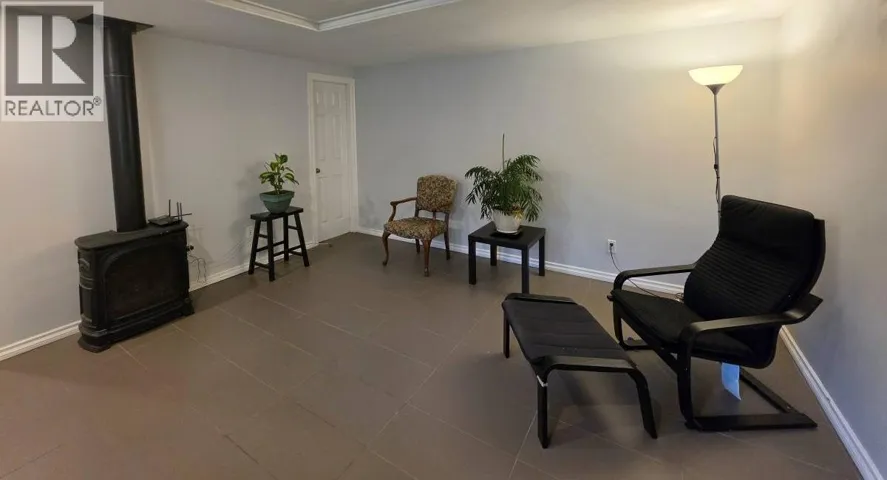 737 ROBINSON, Coquitlam, British Columbia V3J4E9