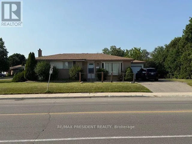 45 BIRCHBANK ROAD, Brampton (Avondale), Ontario L6T1L9