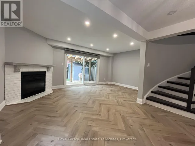 1112 GABLE DRIVE, Oakville (CV Clearview), Ontario L6J7R3