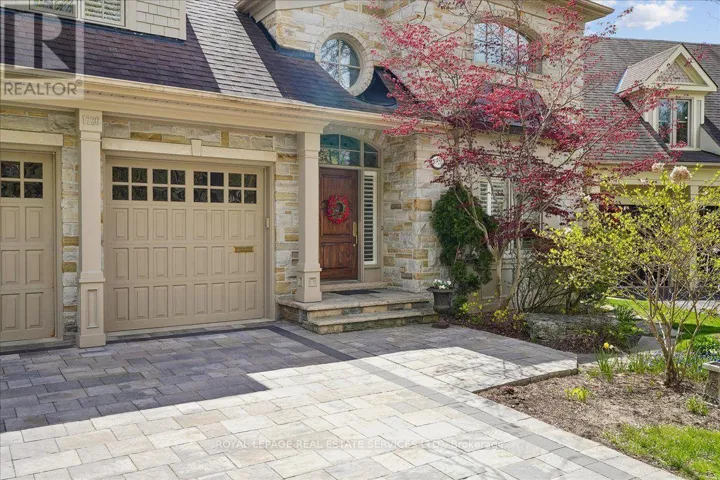 1726 THE PINES, Mississauga (Clarkson), Ontario L5J4V5