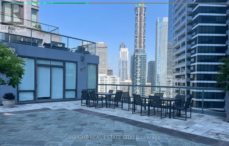 24 WELLESLEY STREET W, Toronto (Bay Street Corridor), Ontario M4Y2X6