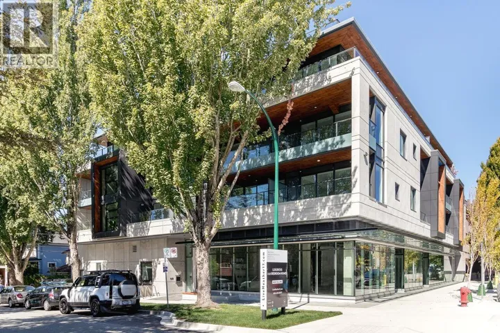 717 W 17TH AVENUE, Vancouver, British Columbia V5Z1V1