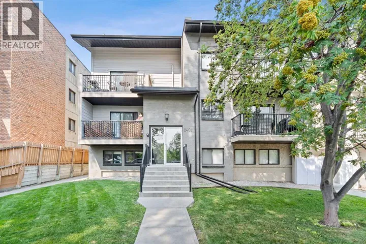 2, 2407 17 Street SW, Calgary, Alberta T2T4M9