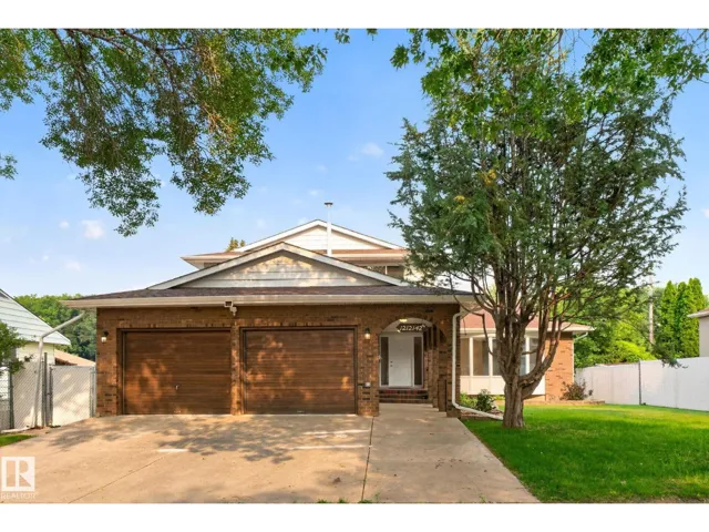 12121 42 ST NW, Edmonton, Alberta T5W2M8