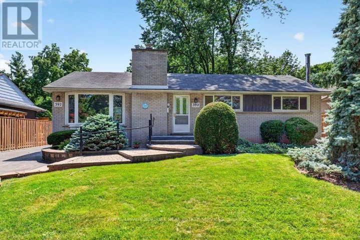 392 HENDERSON ROAD, Burlington (Shoreacres), Ontario L7L2P8