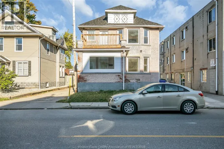 280 CAMPBELL AVENUE, Windsor, Ontario N9B2H2