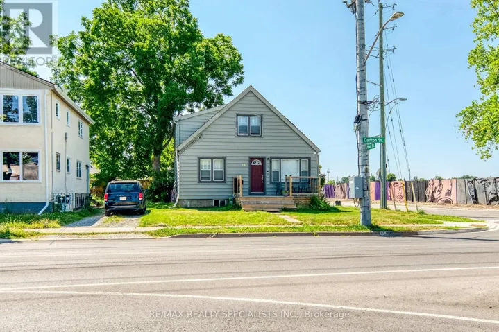 58 CARLTON STREET, St. Catharines (Downtown), Ontario L2R1P8