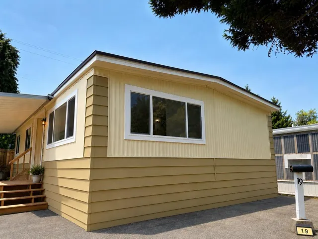 19 13650 80 AVENUE, Surrey, British Columbia V3W6J8