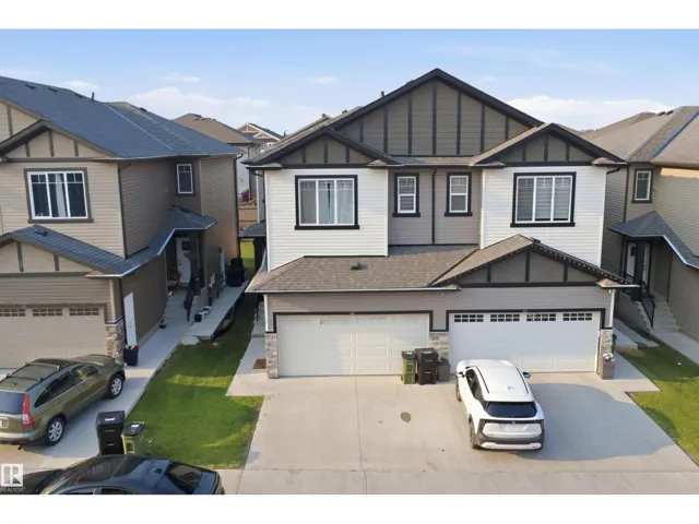 #46 1703 16 AV NW, Edmonton, Alberta T6T2C3