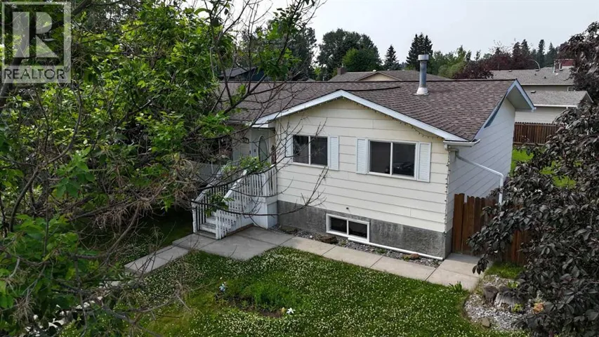 1402 Edson Drive, Edson, Alberta T7E1H6