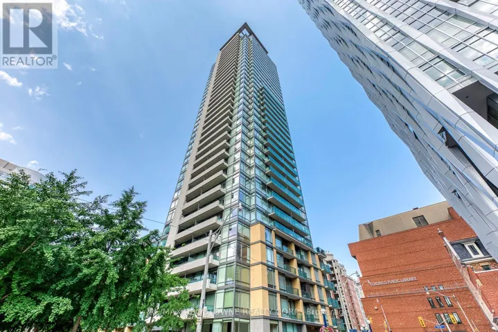 3204 - 18 YORKVILLE AVENUE, Toronto (Annex), Ontario M4W1L4