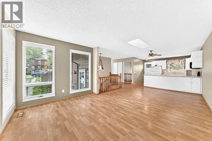 13, 336 Rundlehill Drive NE, Calgary, Alberta T1Y2Y2