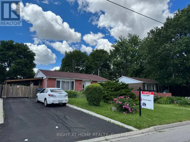 4 LESLIE STREET, Brampton (Northwood Park), Ontario L6X2J4