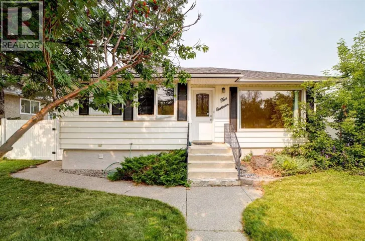 518 10 Street N, Lethbridge, Alberta T1H2C8