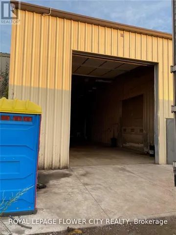 183 RUTHERFORD ROAD S, Brampton (Queen Street Corridor), Ontario L6W3J7