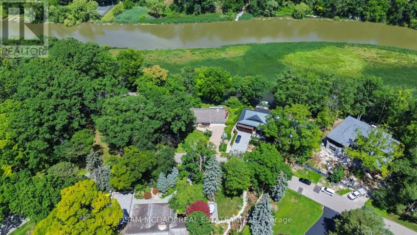 461 TEMAGAMI CRESCENT, Mississauga (Lorne Park), Ontario L5H1S9