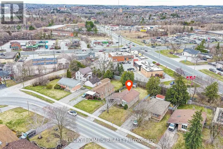 711 OTONABEE DRIVE, Peterborough (Ashburnham Ward 4), Ontario K9J7P8