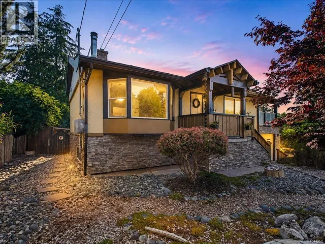 1638 Whiffin Spit Rd, Sooke, British Columbia V9Z0T8