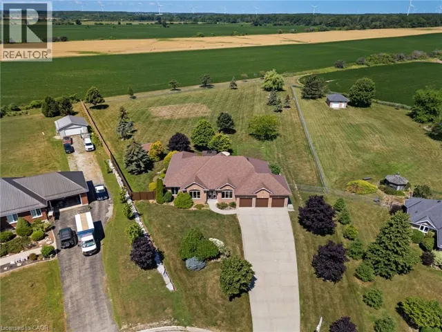 18 FEATHERSTONE Avenue, Selkirk, Ontario N0A1P0