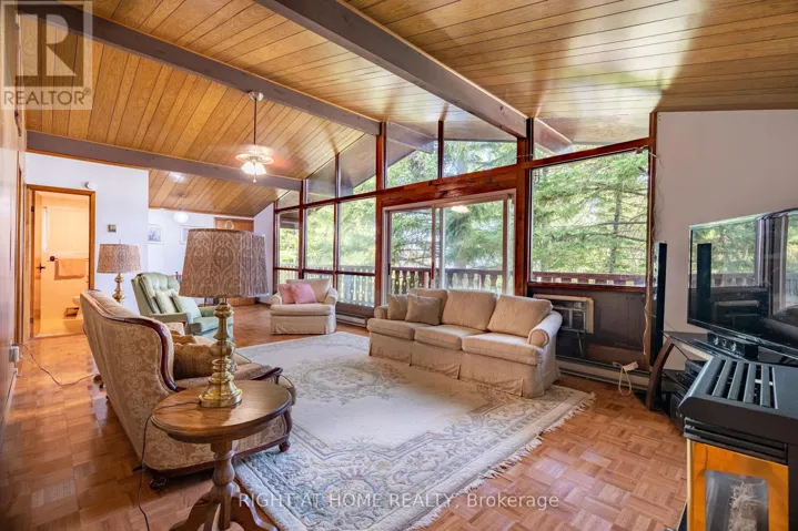 25 WILLIAM AVENUE, Wasaga Beach, Ontario L9Z2X3