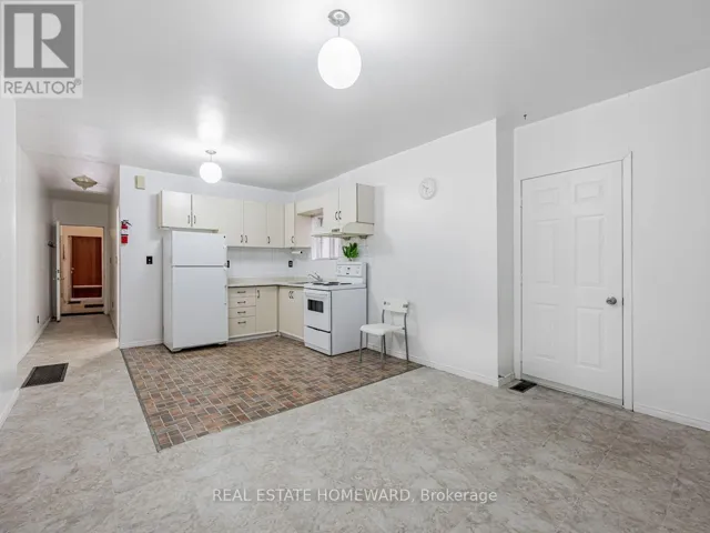 2438 DANFORTH AVENUE, Toronto (East End-Danforth), Ontario M4C1K9