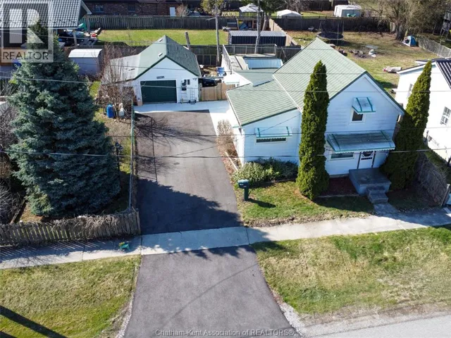 145 JEANNE STREET, Wallaceburg, Ontario N8A3J5