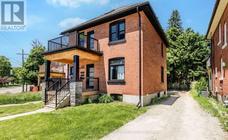 LOWER - 40 SOPHIA STREET W, Barrie (Queen's Park), Ontario L4N1J3